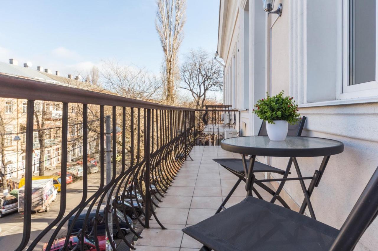 New Luxury Apartment Troitskay オデッサ エクステリア 写真