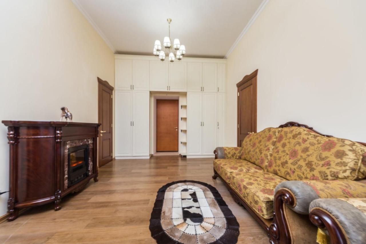 New Luxury Apartment Troitskay オデッサ エクステリア 写真