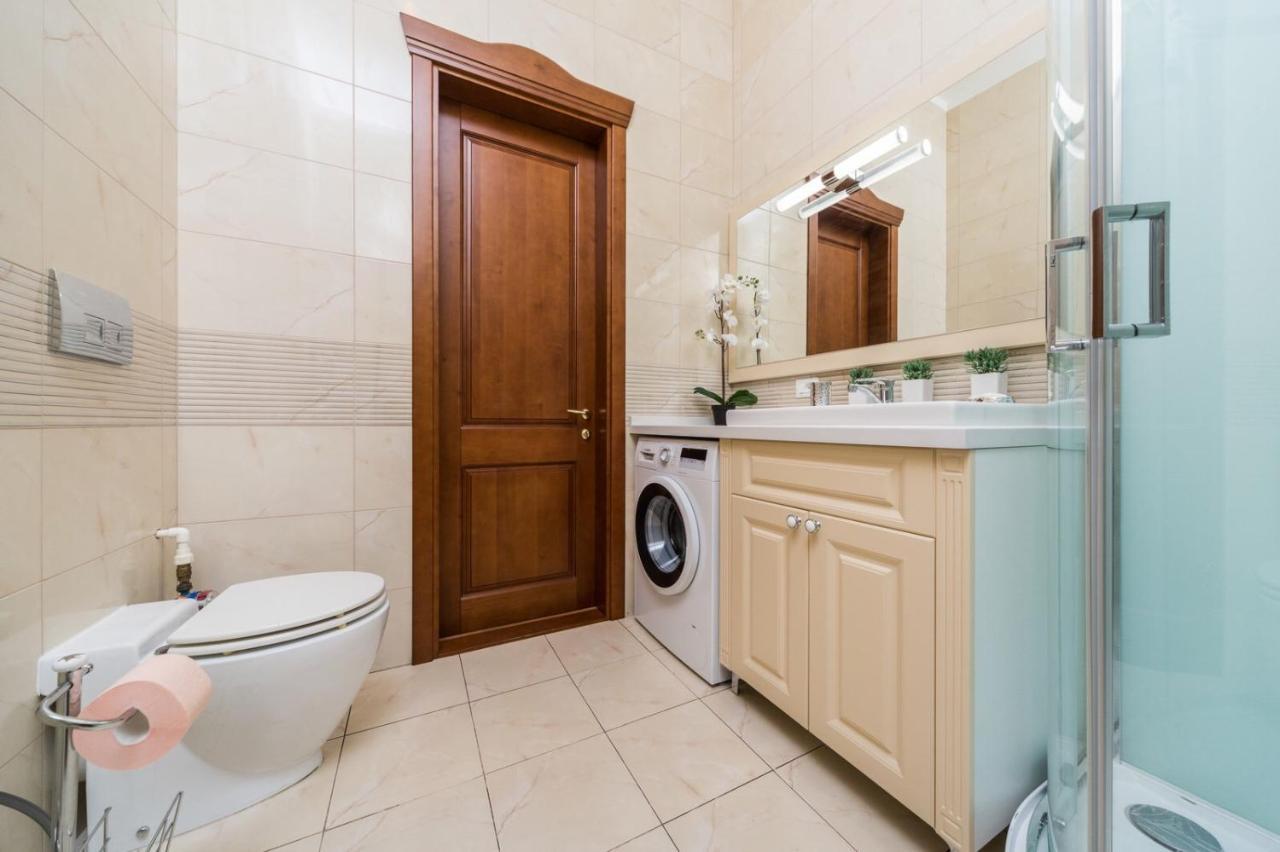 New Luxury Apartment Troitskay オデッサ エクステリア 写真